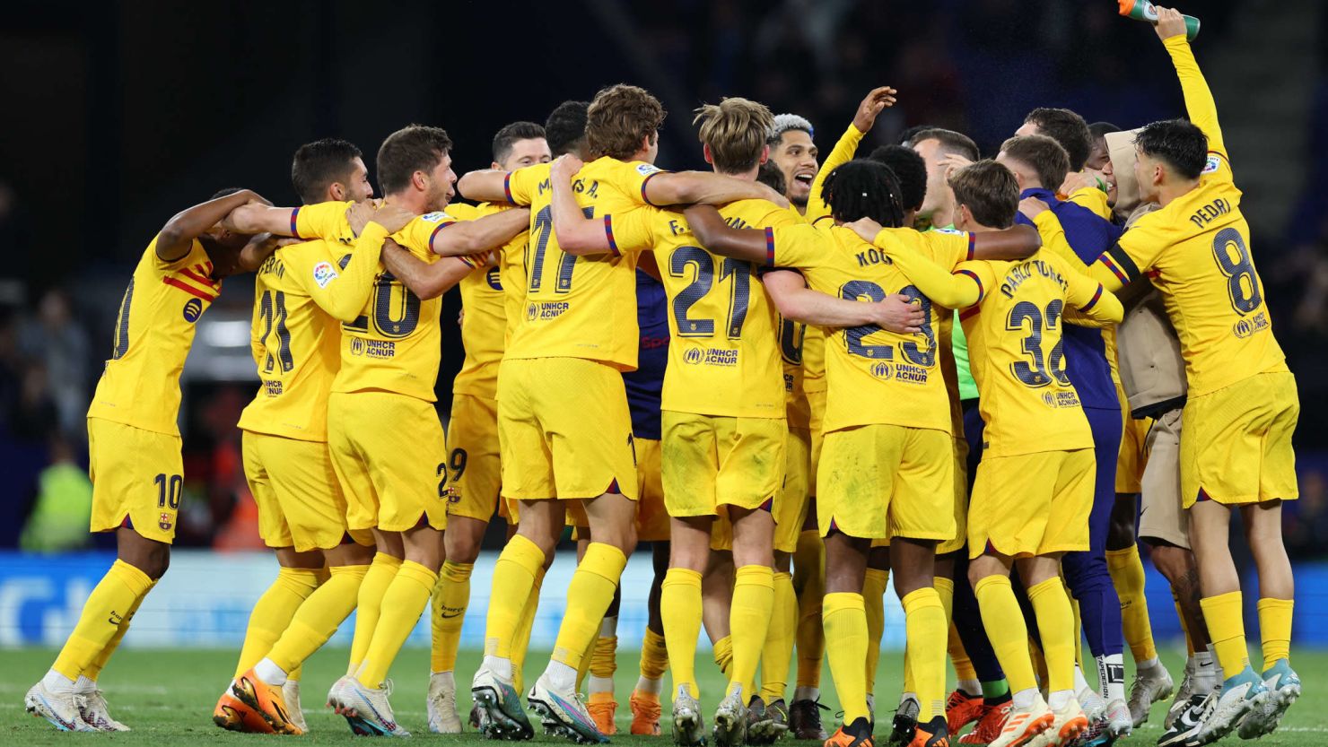 水下作战“不老松”——记“全国离退休干部先进个人”、原海军潜艇学院教授胡均川.